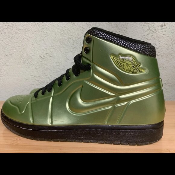 Size 8 - Jordan 1‎ Anodized Green Spark - Picture 6 of 10